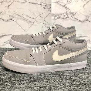 Jordan 1 Low / Size: 11 / MSRP: $110